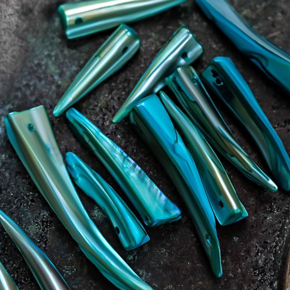 бусина из ракушки, "спайк", цвет сине-зеленый, размерный микс, стренд