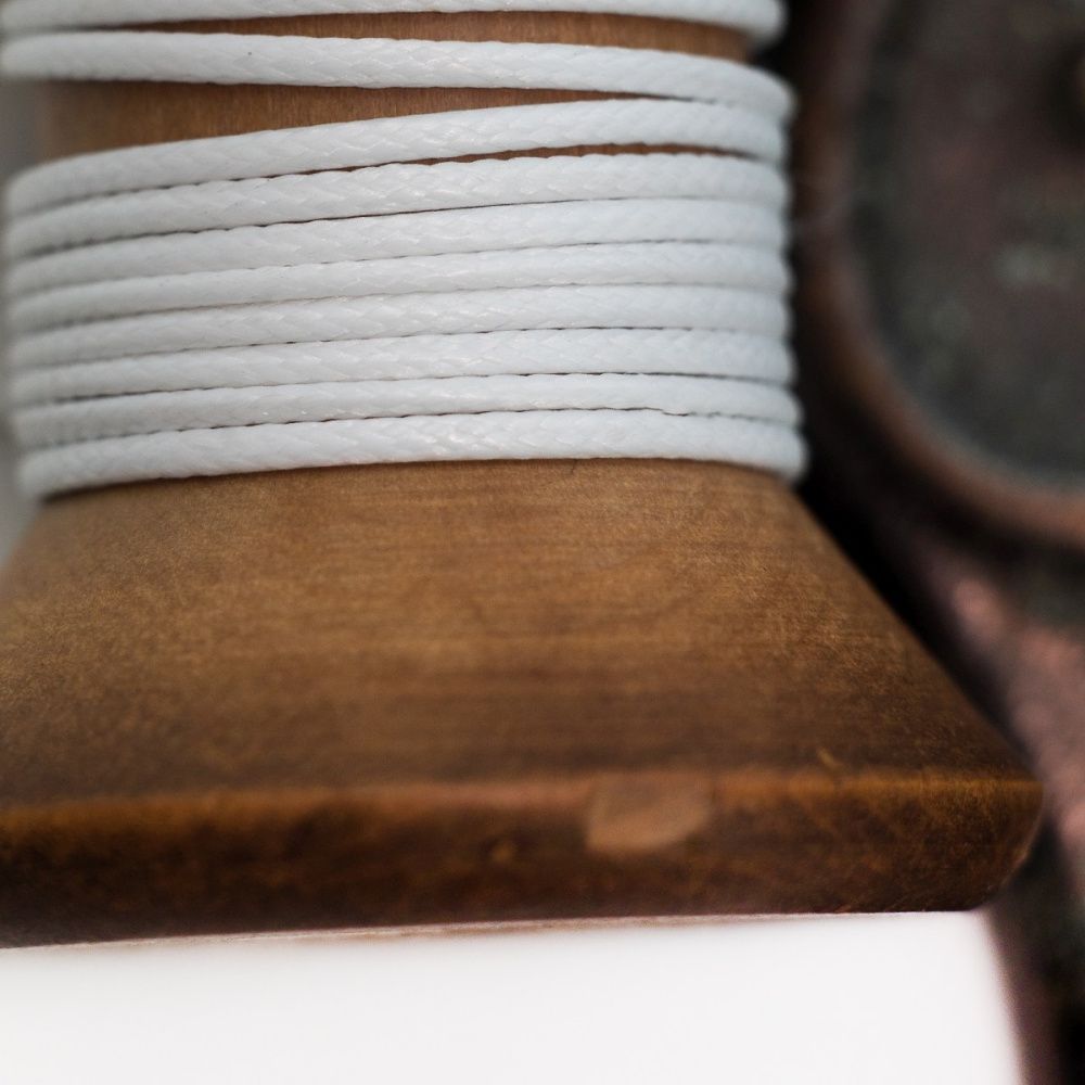 шнур вощеный, цвет белый с оттенком, 1 мм 