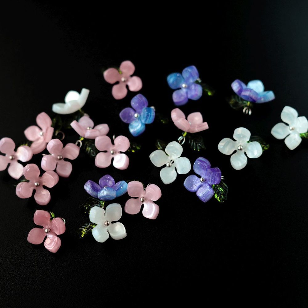 подвеска из бусин "сирень", смола/платина, цветовой микс, 8-10x13.5x13.5 мм