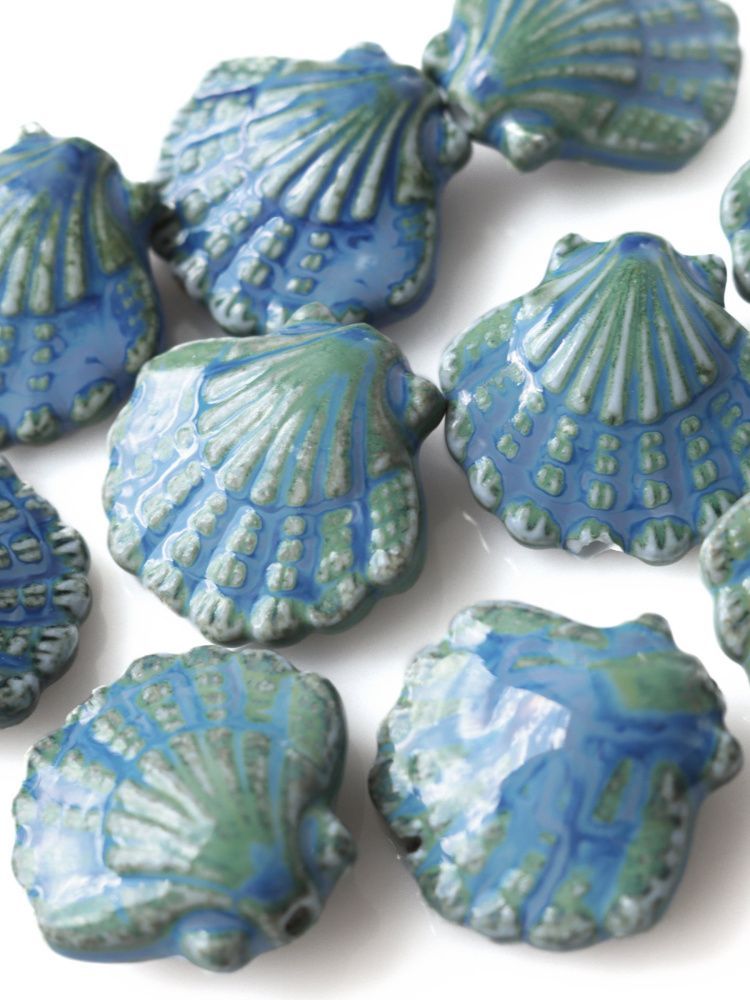 бусина, керамика "лавровый гребешок", голубой, 25-27x27-29.5x10.5-12 мм