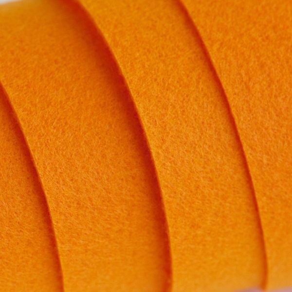 фетр 823 оранжевый, 1.2 мм, 28х33 см