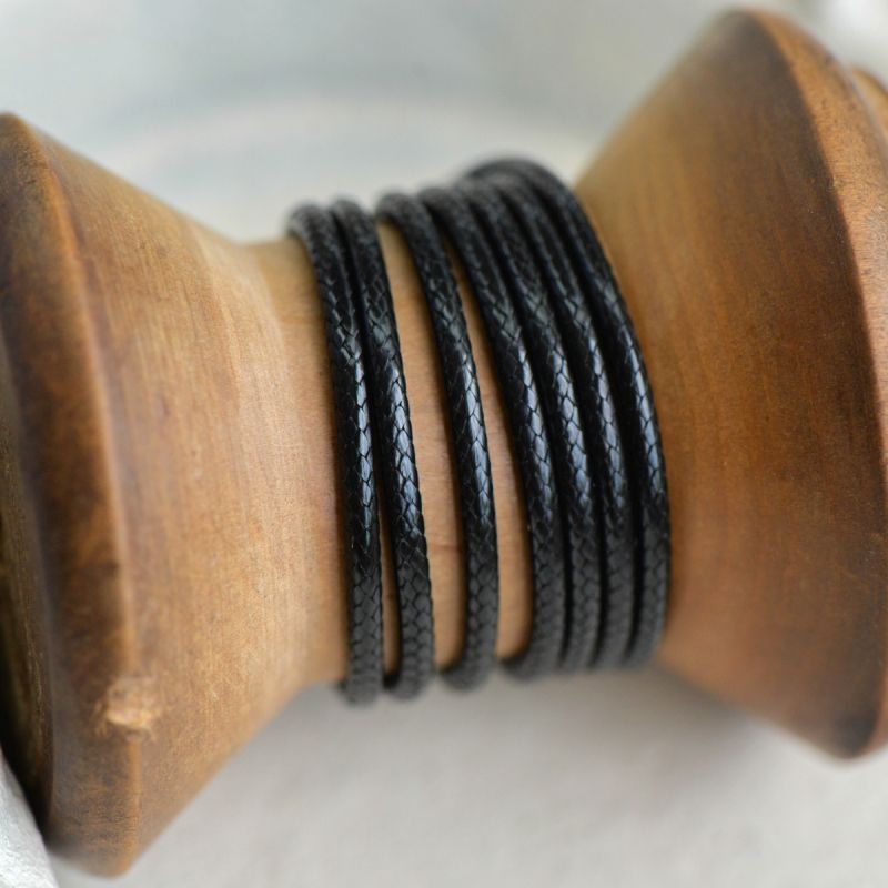 шнур вощеный, цвет черный, 1.5 мм