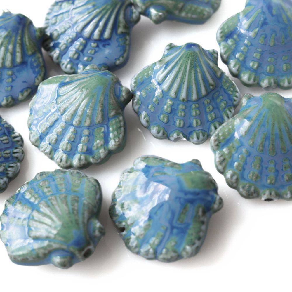 бусина, керамика "лавровый гребешок", голубой, 25-27x27-29.5x10.5-12 мм