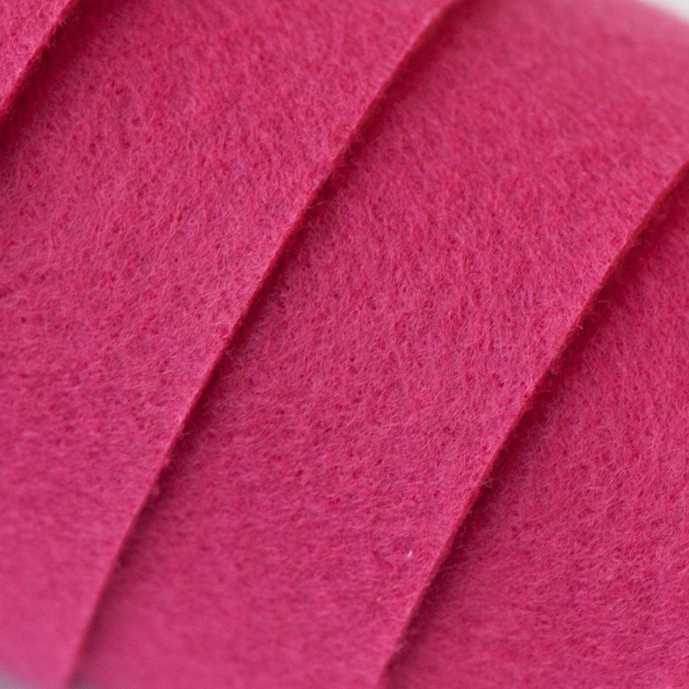 фетр 833 малиновый, 1.2 мм, 28х33 см