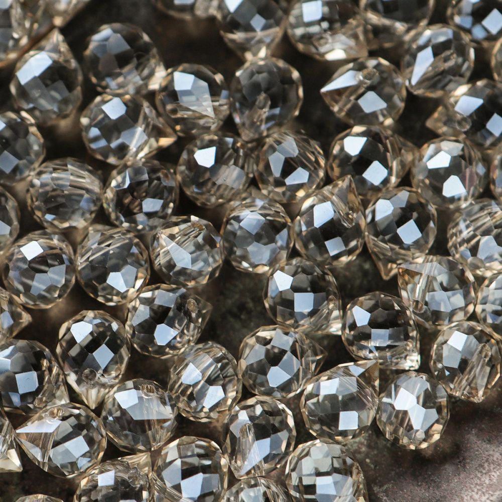 бусина "капля", граненая, стекло, цвет шампанского, 10-11x8 мм