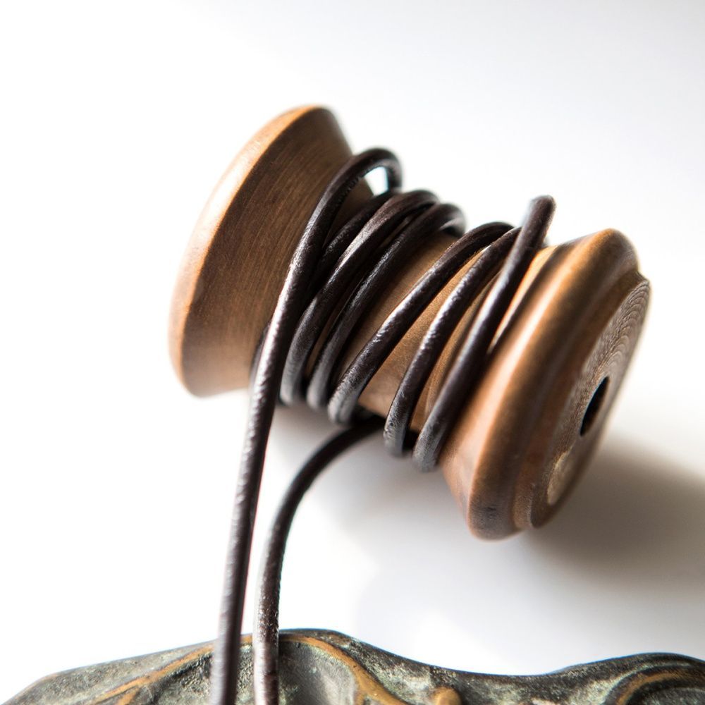 шнур кожаный, цвет коричневый темный, диаметр 3 мм