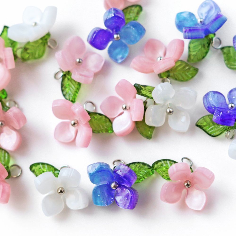 подвеска из бусин "сирень", смола/платина, цветовой микс, 8-10x13.5x13.5 мм