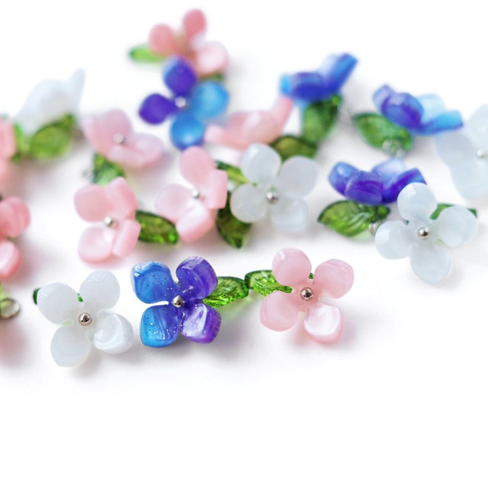 подвеска из бусин "сирень", смола/платина, цветовой микс, 8-10x13.5x13.5 мм