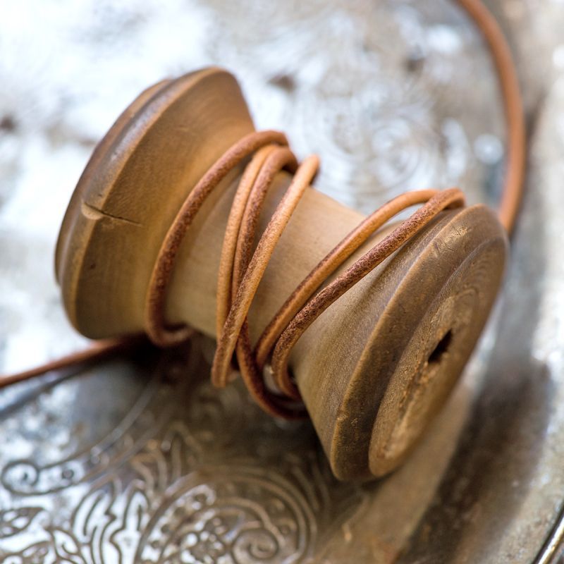 шнур кожаный, цвет коричневый, диаметр 1.8 мм