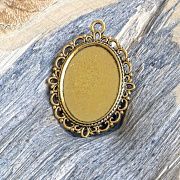 Сеттинг овальный "Ажур", цвет античное золото, 39х27х2 мм