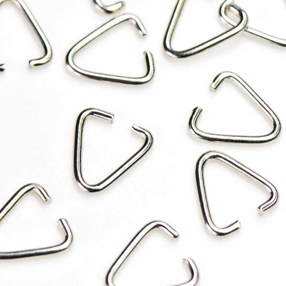 бейл "треугольник", цвет платина, 12x11x1.5 мм