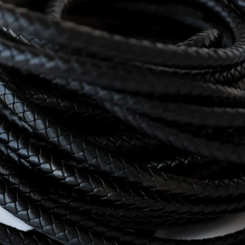 шнур кожаный круглый, плетеный, цвет черный, диаметр 6 мм