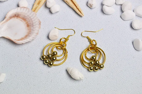 Простые серьги из алюминиевой проволоки