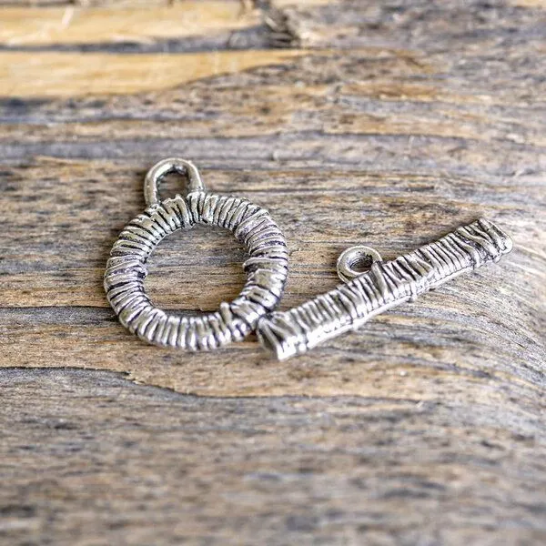 Замочки тоггл "тёрн", цвет античное серебро, 24x7.5x2.5 мм