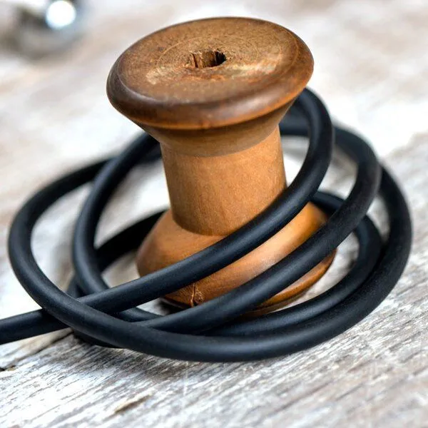 шнур резиновый, без отверстия, цвет черный, диаметр 5 мм