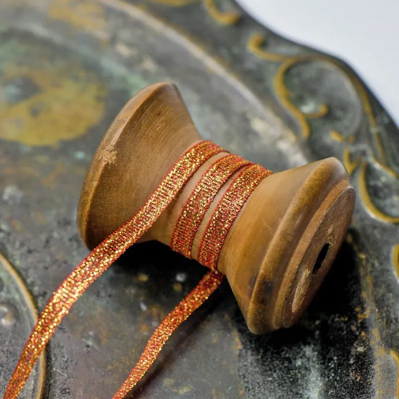 лента парчовая, цвет красно-золотой металлик, ширина 5 мм