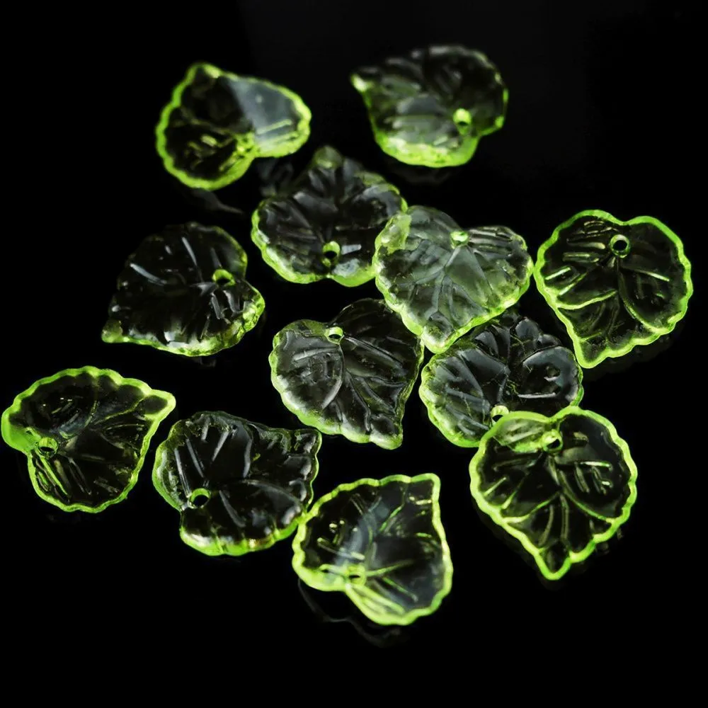 подвеска акриловая "листик", цвет зеленый, 15х15х2 мм