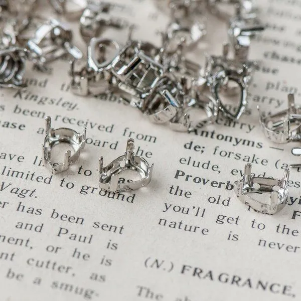 цапы для стразов каплевидные, открытые, цвет платина, 10х7 мм