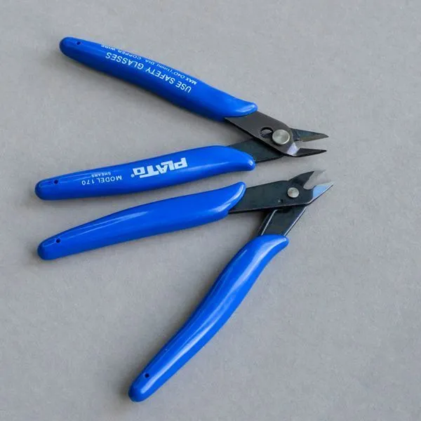 инструмент, кусачки с острыми носами, синие ручки, 128x79 мм
