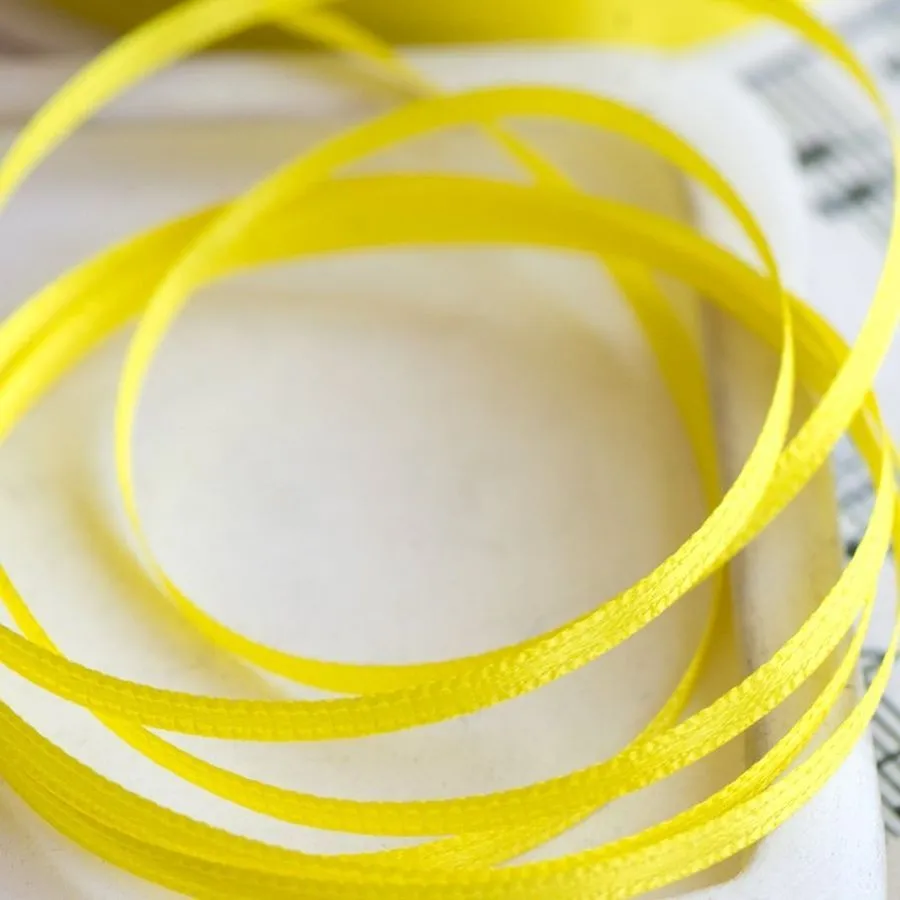 лента, атлас, цвет желтый яркий, ширина 3 мм ленты