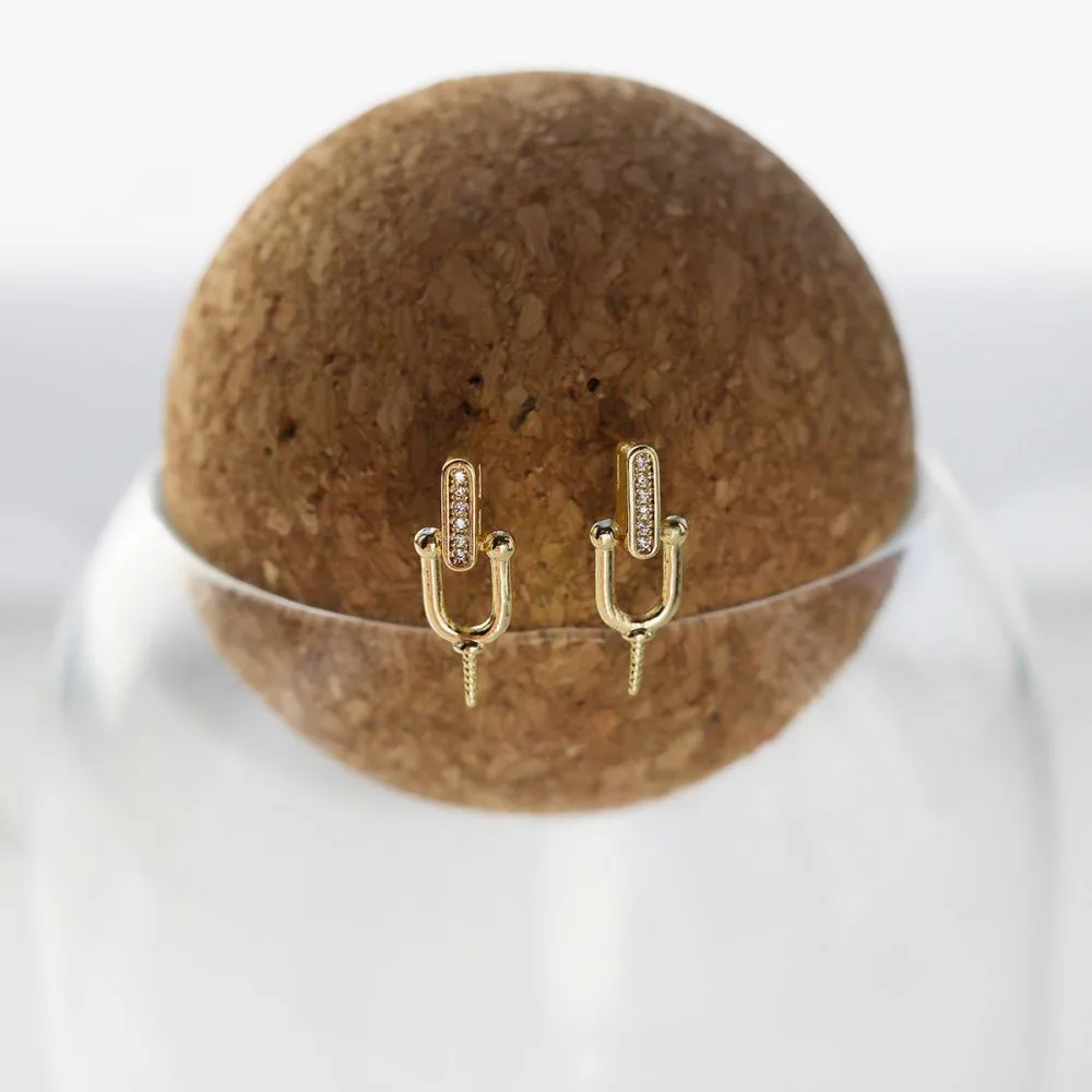 пуссеты "стремя", с цирконием, позолоченные, 19.5 мм