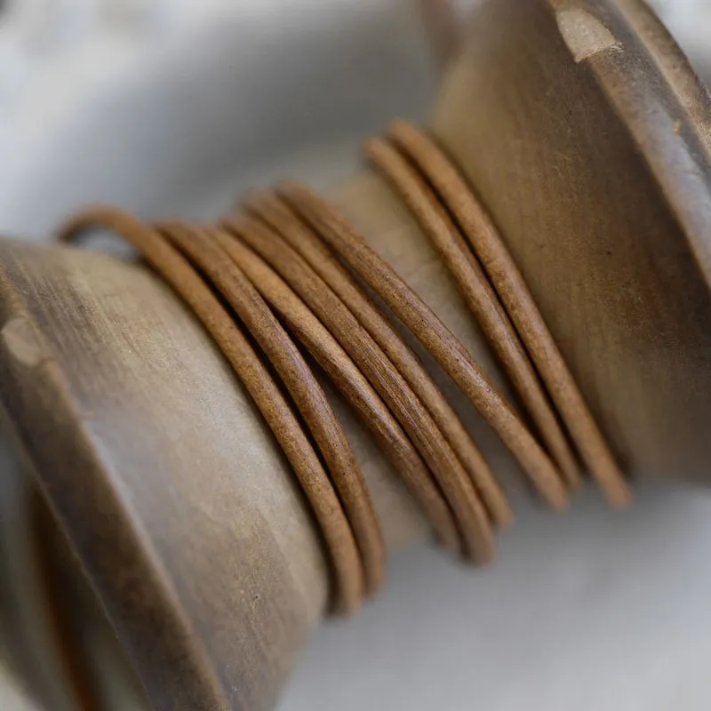 шнур кожаный, цвет коричневый, диаметр 1.5 мм