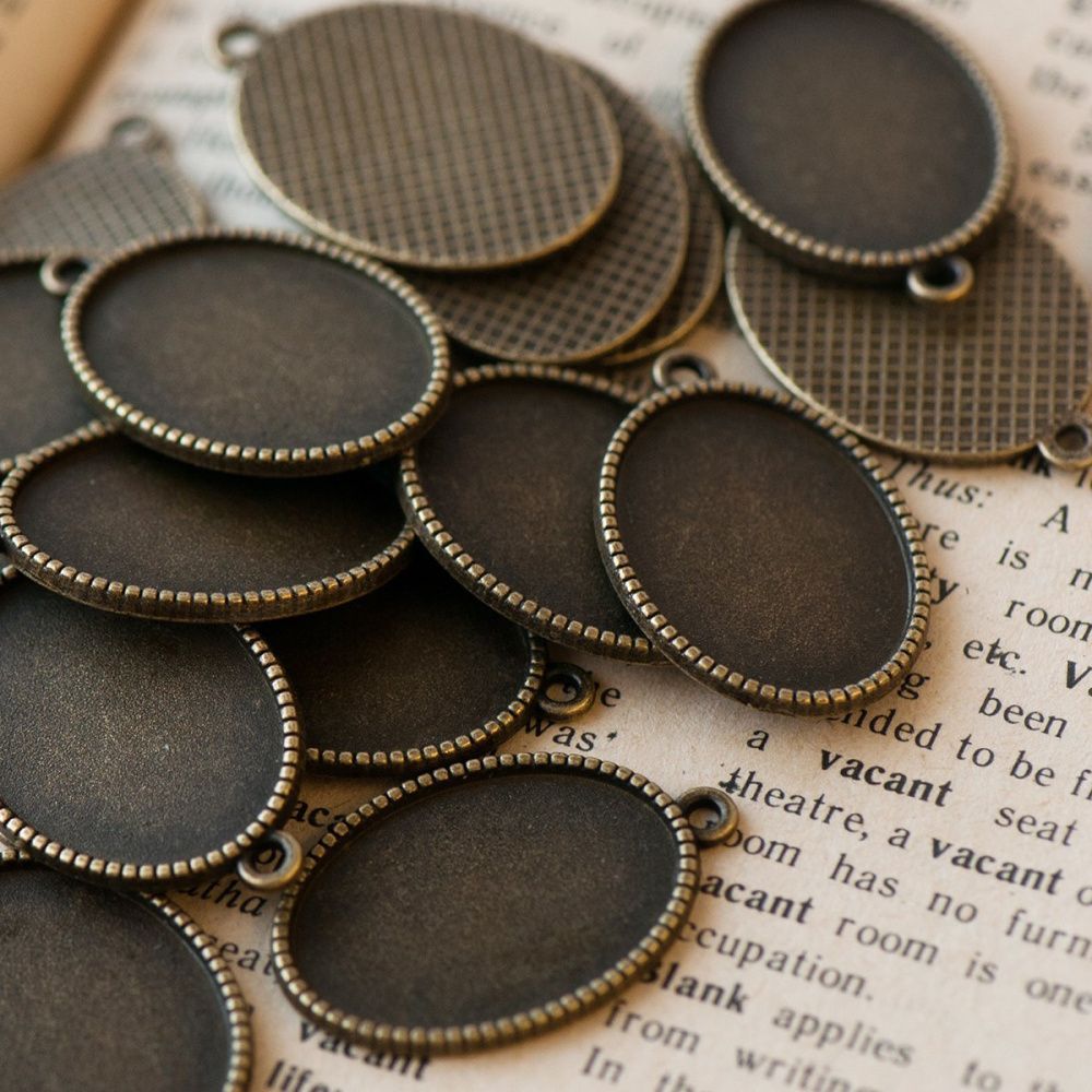 сеттинг овальный "симпл", цвет античная бронза, 24х16х2 мм