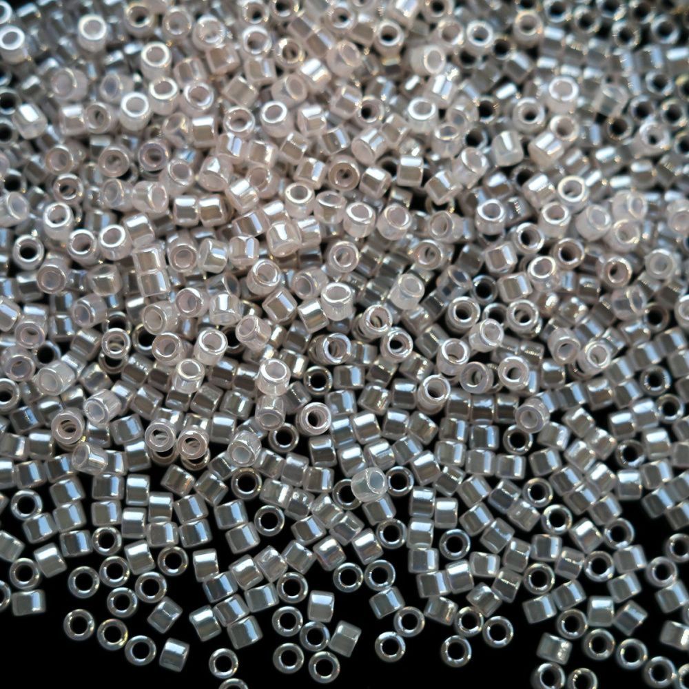 Бисер MIYUKI бисер японский miyuki delica 11/0 db-234 (уп 5 г)