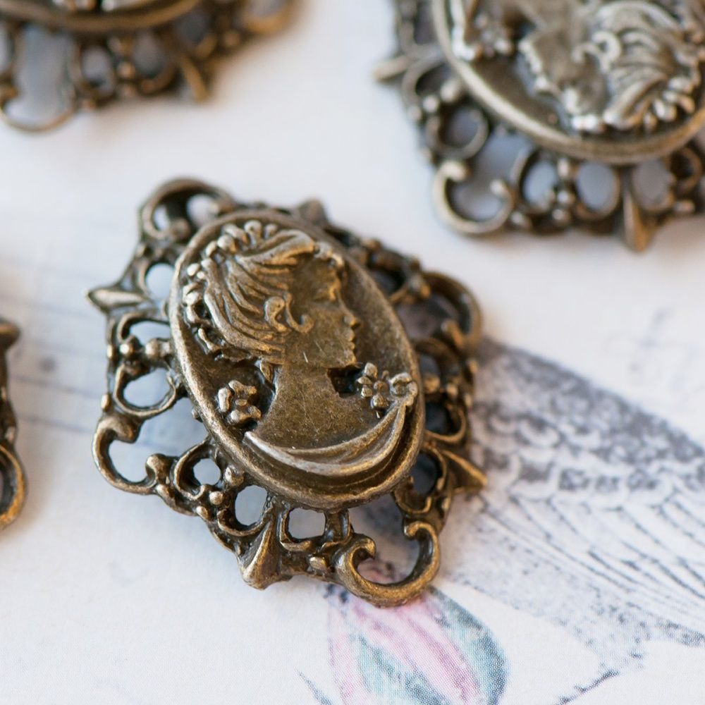 коннектор "камея", цвет античная  бронза, 32х27х2 мм