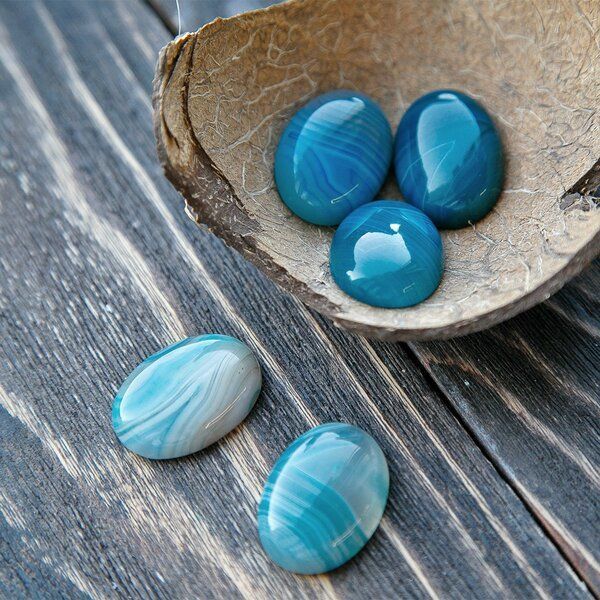 кабошон агат овальный, цвет голубой, 30x22x6.8 мм