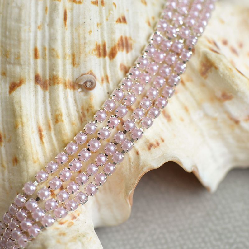 цепочка "перл", иск. жемчуг светло-розовый, цвет серебро, 2.5 мм, стразовая лента