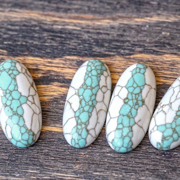 кабошон бирюза синтетическая, овальный, цвет комбинированный, 30.5x13.5x6 мм