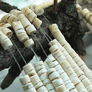 Бусина скорлупа ореха, рондель, цвет бежевый, 5x1,5-5 мм (уп 20 г)