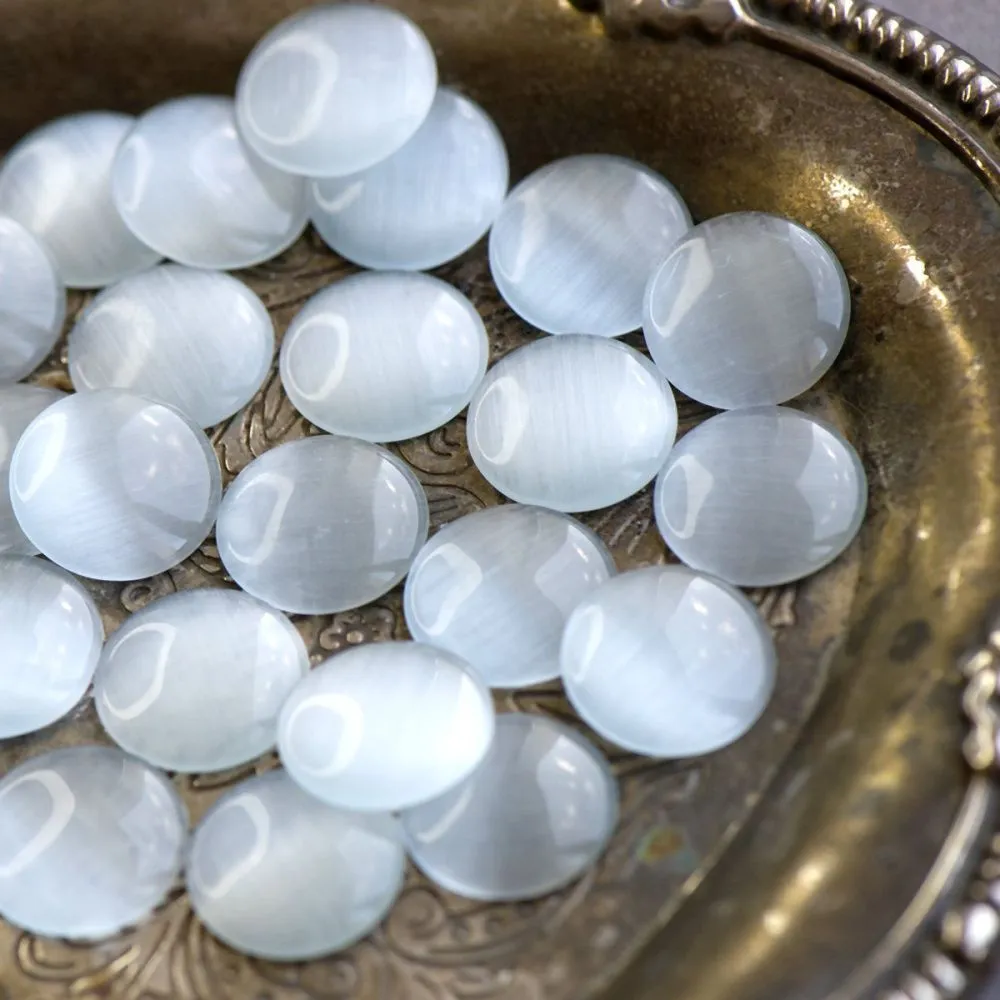 кабошон "кошачий глаз", стекло, цвет белый, 18х3 мм