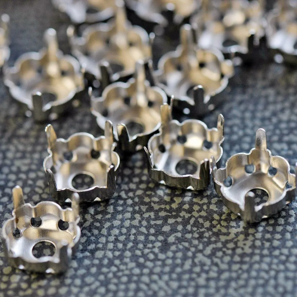 цапы для стразов, пришивные, квадратные, цвет платина, 10х10 мм