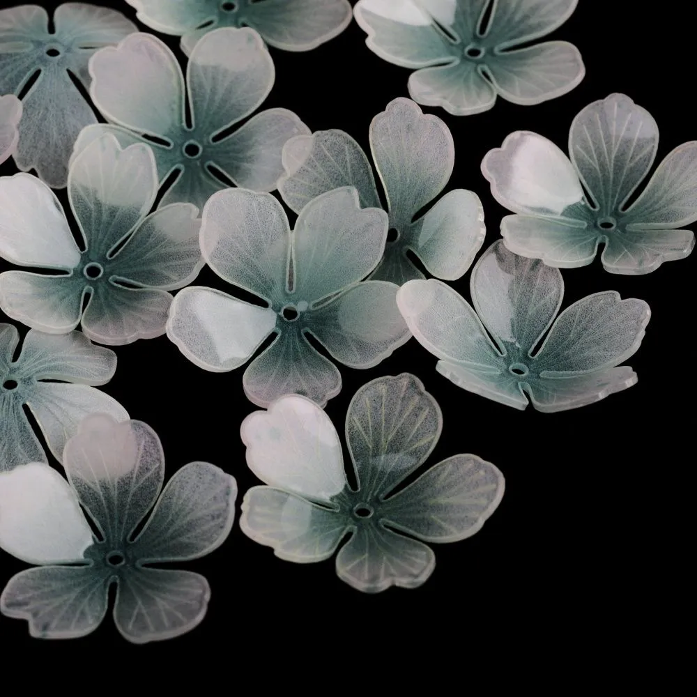 бусина, акрил "цветок сливы", цвет белый/бирюзовый, 28x28x8-10 мм