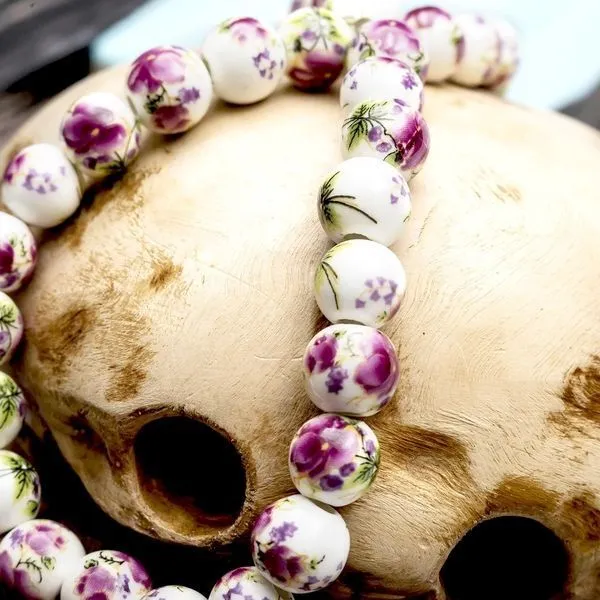 бусина, керамика "букет", цвет белый/малиновый, 10 мм