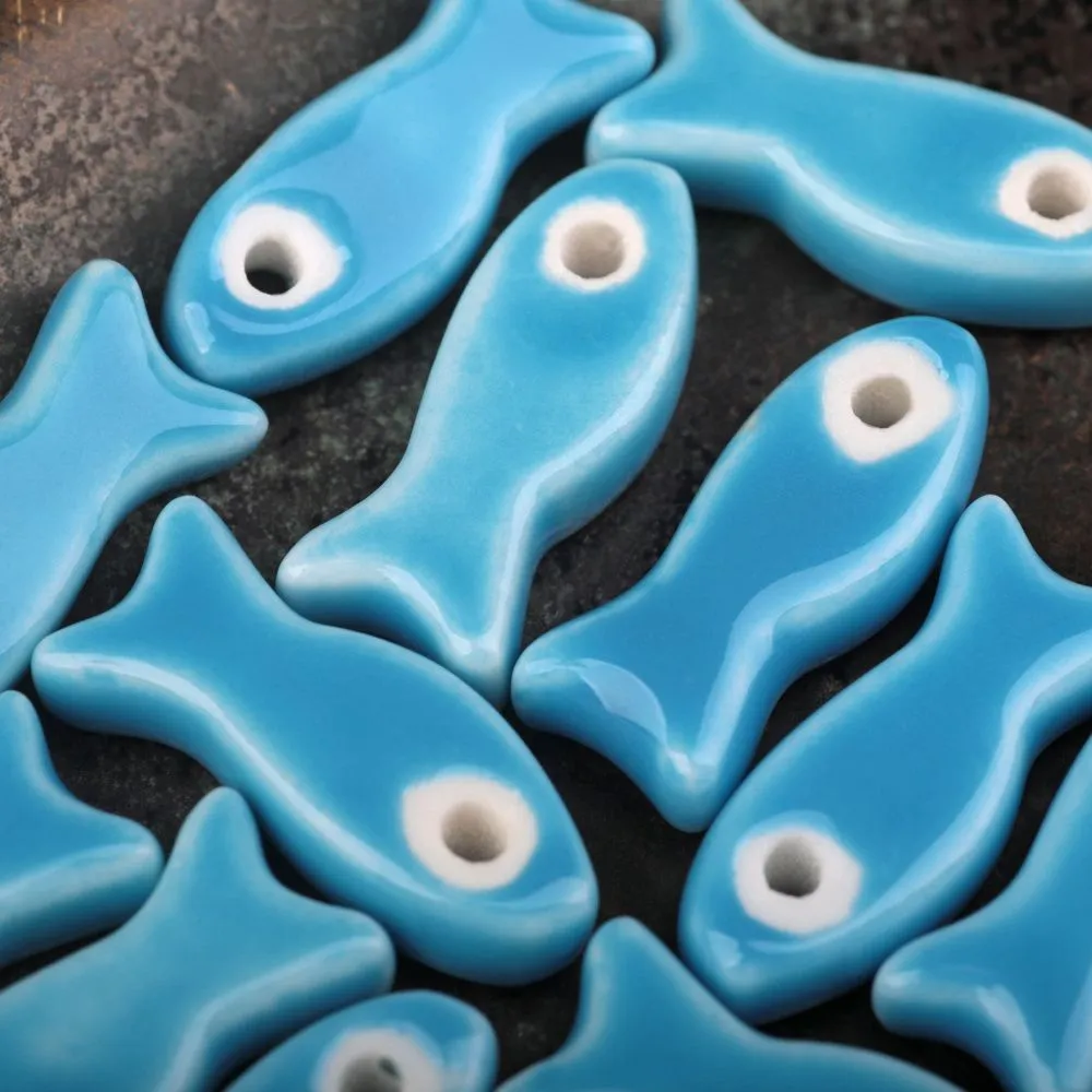 бусина, керамика "рыба", цвет голубой, 24-25x10x6 мм