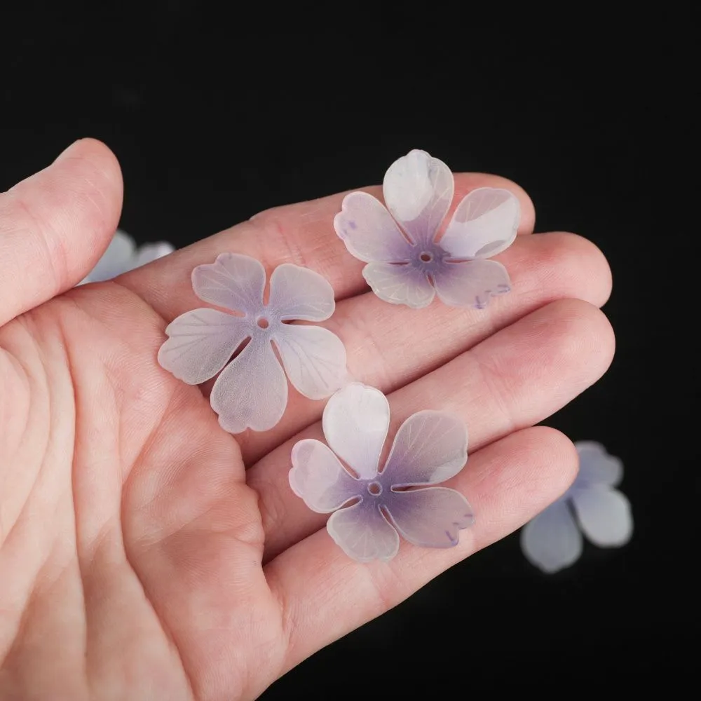 бусина, акрил "цветок сливы", цвет белый/сиреневый, 28x28x8-10 мм