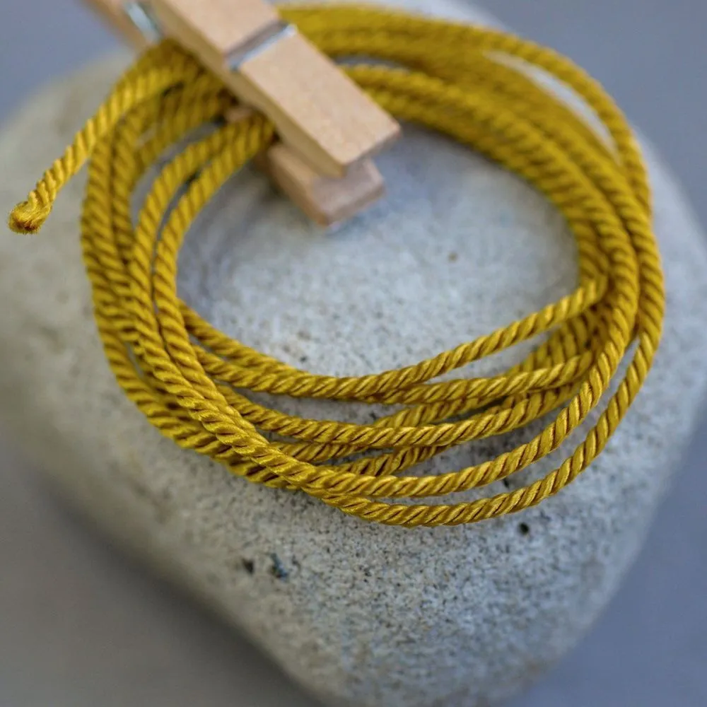 шнур витой из нейлона, цвет темное золото, 1.5 мм