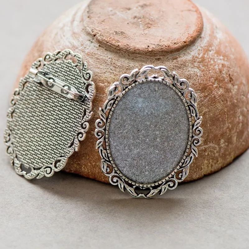 основа для броши овальная "ариозо", цвет античное серебро, 51x40x2 мм